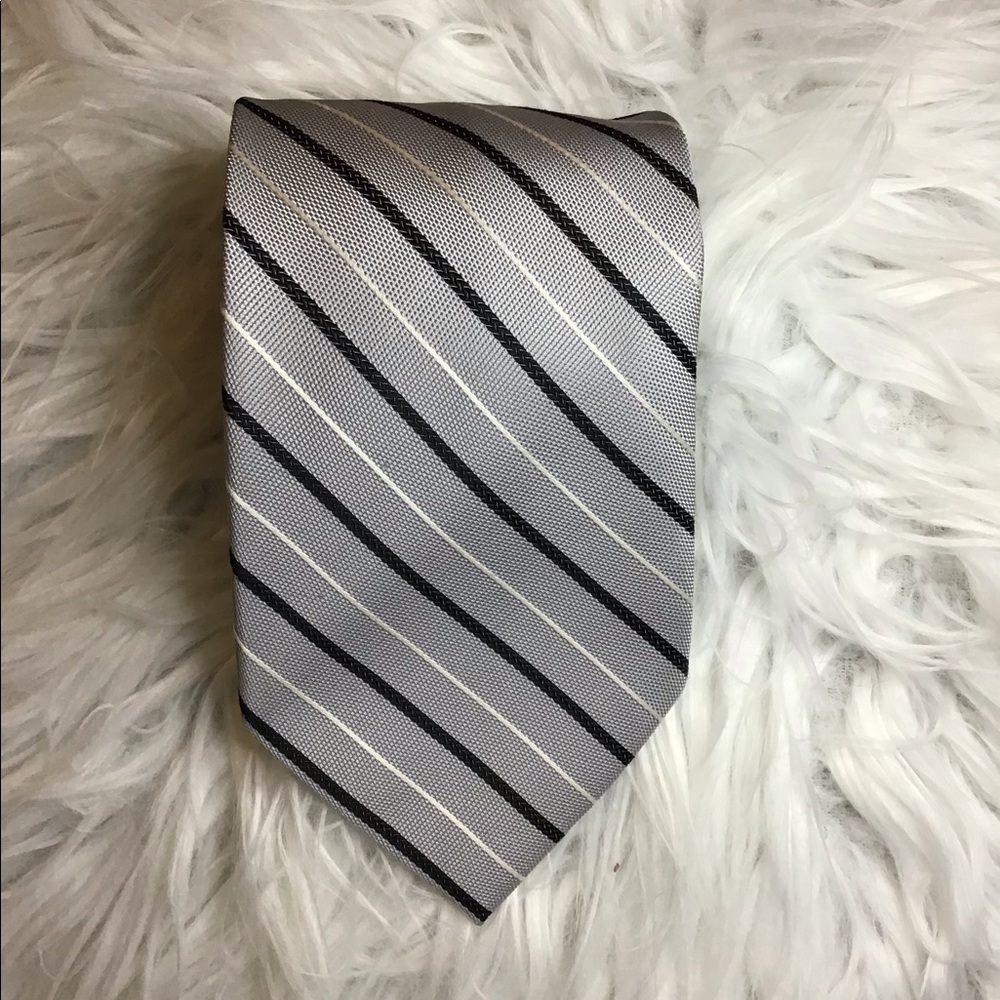 Pierre Cardin 100% silk tie